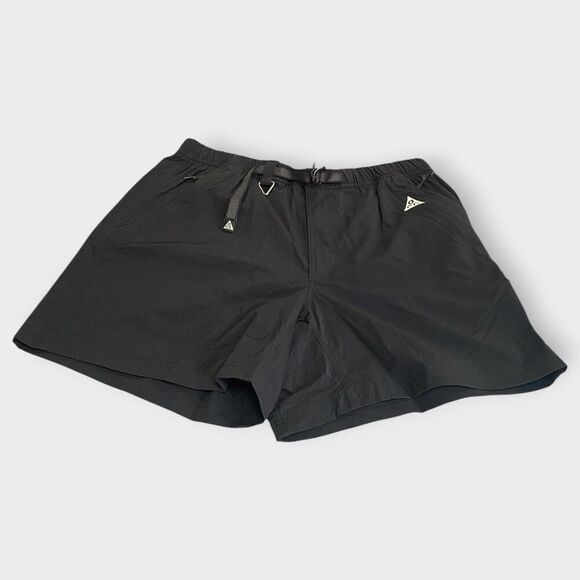 Nike ACG Woven Black Hiking Shorts Casual Travel Mens size XL FN2430-010 New - Picture 2 of 9